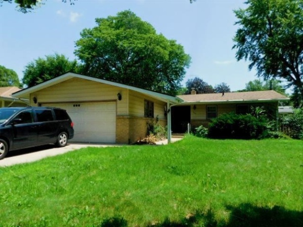 507 Fairview, ROCKFORD, Illinois 61107, 3 Bedrooms Bedrooms, ,1 BathroomBathrooms,House,For Sale,Fairview,202603963