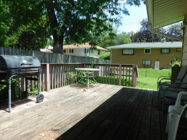 507 Fairview, ROCKFORD, Illinois 61107, 3 Bedrooms Bedrooms, ,1 BathroomBathrooms,House,For Sale,Fairview,202603963