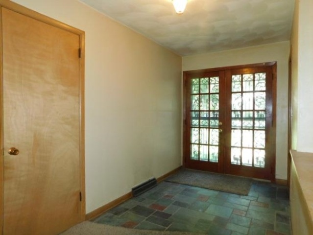 507 Fairview, ROCKFORD, Illinois 61107, 3 Bedrooms Bedrooms, ,1 BathroomBathrooms,House,For Sale,Fairview,202603963
