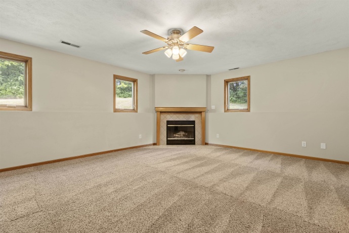 6541 Erin, ROSCOE, Illinois 61073, 3 Bedrooms Bedrooms, ,2 BathroomsBathrooms,House,For Sale,Erin,202604841