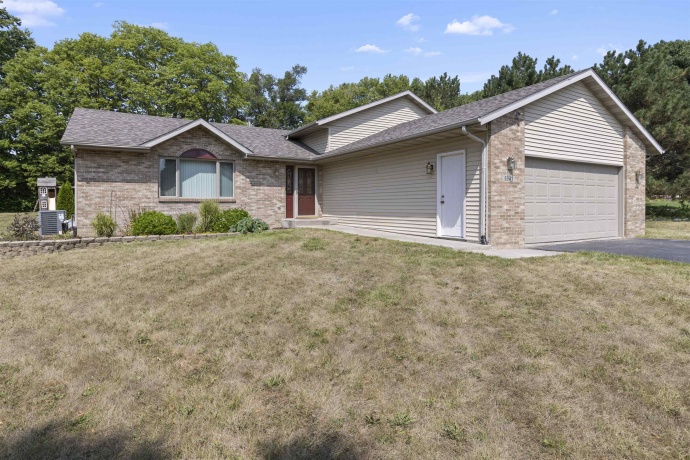 6541 Erin, ROSCOE, Illinois 61073, 3 Bedrooms Bedrooms, ,2 BathroomsBathrooms,House,For Sale,Erin,202604841