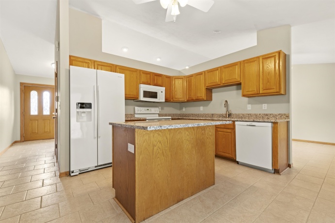 6541 Erin, ROSCOE, Illinois 61073, 3 Bedrooms Bedrooms, ,2 BathroomsBathrooms,House,For Sale,Erin,202604841