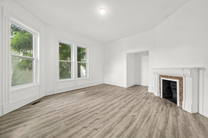 712 Court, ROCKFORD, Illinois 61103, ,3 - 4 Units,For Sale,Court,202604840