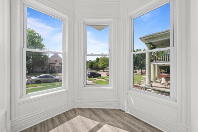 712 Court, ROCKFORD, Illinois 61103, ,3 - 4 Units,For Sale,Court,202604840