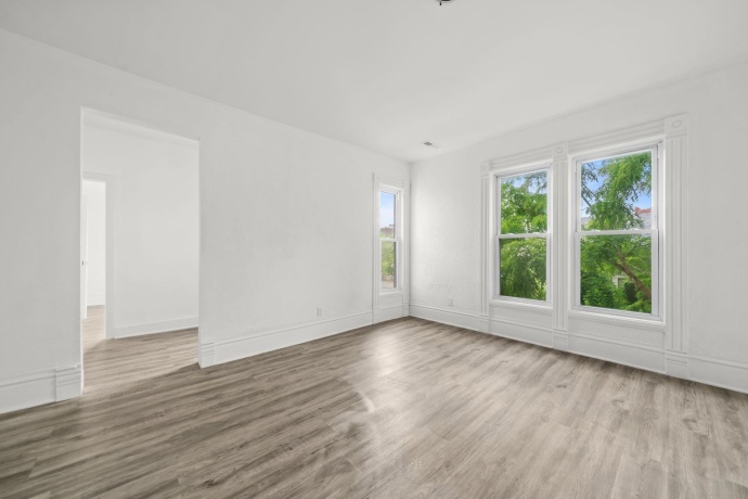 712 Court, ROCKFORD, Illinois 61103, ,3 - 4 Units,For Sale,Court,202604840