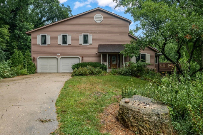 8351 SNARESBROOK, ROSCOE, Illinois 61073, 4 Bedrooms Bedrooms, ,3 BathroomsBathrooms,House,For Sale,SNARESBROOK,202604844