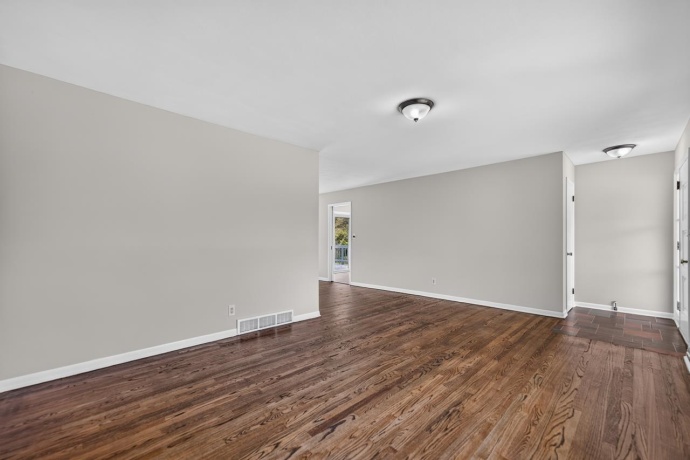 1904 Beckett, ROCKFORD, Illinois 61108, 2 Bedrooms Bedrooms, ,1 BathroomBathrooms,House,For Sale,Beckett,202604846