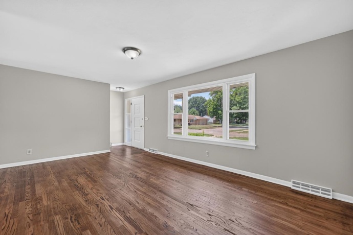 1904 Beckett, ROCKFORD, Illinois 61108, 2 Bedrooms Bedrooms, ,1 BathroomBathrooms,House,For Sale,Beckett,202604846