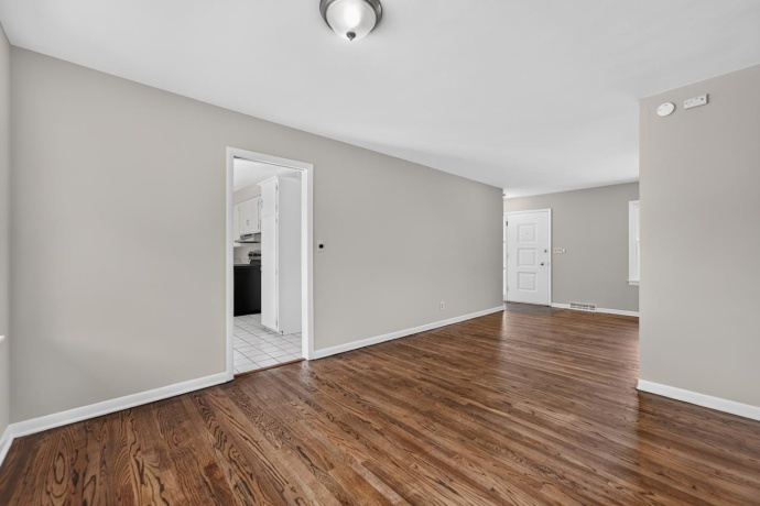 1904 Beckett, ROCKFORD, Illinois 61108, 2 Bedrooms Bedrooms, ,1 BathroomBathrooms,House,For Sale,Beckett,202604846