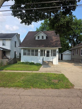1325 high, FREEPORT, Illinois 61032, 3 Bedrooms Bedrooms, ,1 BathroomBathrooms,House,For Sale,high,202604849