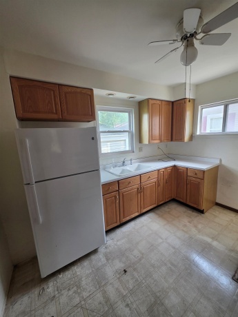 1325 high, FREEPORT, Illinois 61032, 3 Bedrooms Bedrooms, ,1 BathroomBathrooms,House,For Sale,high,202604849