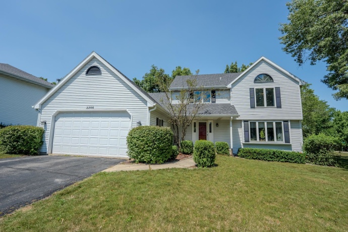 2206 Farmdale, FREEPORT, Illinois 61032, 4 Bedrooms Bedrooms, ,2 BathroomsBathrooms,House,For Sale,Farmdale,202604850