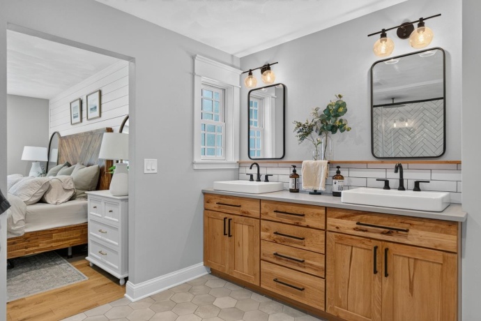 7509 Cherry Hill, CHERRY VALLEY, Illinois 61016, 4 Bedrooms Bedrooms, ,3 BathroomsBathrooms,House,For Sale,Cherry Hill,202604851