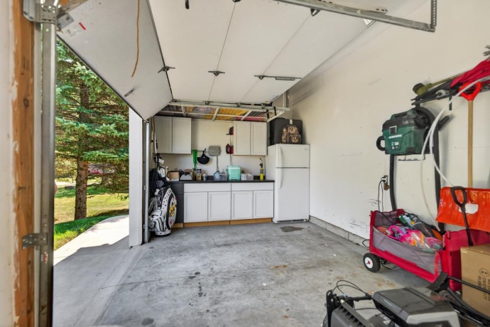 7509 Cherry Hill, CHERRY VALLEY, Illinois 61016, 4 Bedrooms Bedrooms, ,3 BathroomsBathrooms,House,For Sale,Cherry Hill,202604851