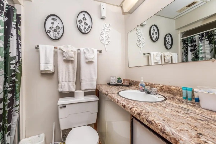 3505 Apple Canyon, APPLE RIVER, Illinois 61001, 4 Bedrooms Bedrooms, ,2 BathroomsBathrooms,House,For Sale,Apple Canyon,202604856