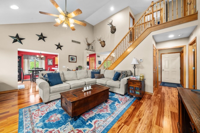 152 Century Hill, OREGON, Illinois 61061, 5 Bedrooms Bedrooms, ,3 BathroomsBathrooms,House,For Sale,Century Hill,202604857
