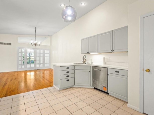 6616 Sandalwood, ROCKFORD, Illinois 61108, 2 Bedrooms Bedrooms, ,2 BathroomsBathrooms,Condominium,For Sale,Sandalwood,202604855