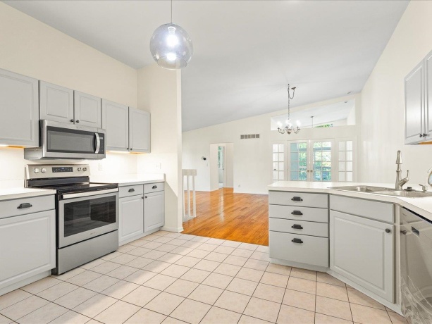 6616 Sandalwood, ROCKFORD, Illinois 61108, 2 Bedrooms Bedrooms, ,2 BathroomsBathrooms,Condominium,For Sale,Sandalwood,202604855