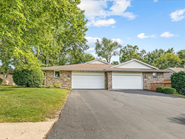 6616 Sandalwood, ROCKFORD, Illinois 61108, 2 Bedrooms Bedrooms, ,2 BathroomsBathrooms,Condominium,For Sale,Sandalwood,202604855