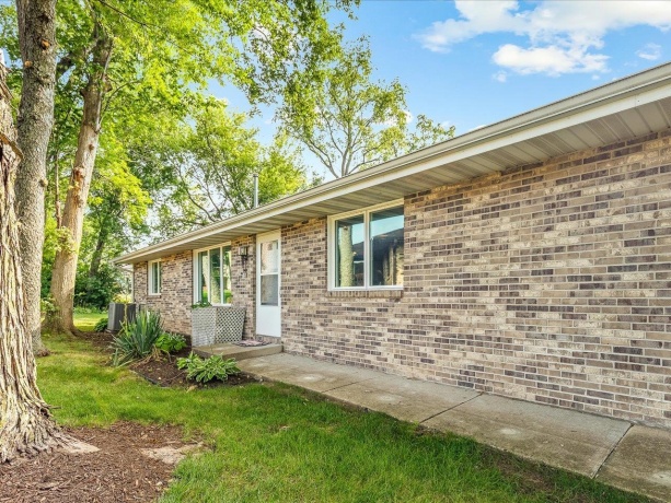 6616 Sandalwood, ROCKFORD, Illinois 61108, 2 Bedrooms Bedrooms, ,2 BathroomsBathrooms,Condominium,For Sale,Sandalwood,202604855