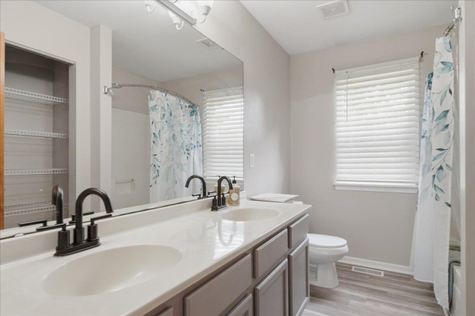 3464 Basswood, DEKALB, Illinois 60115, 4 Bedrooms Bedrooms, ,2 BathroomsBathrooms,House,For Sale,Basswood,202604859
