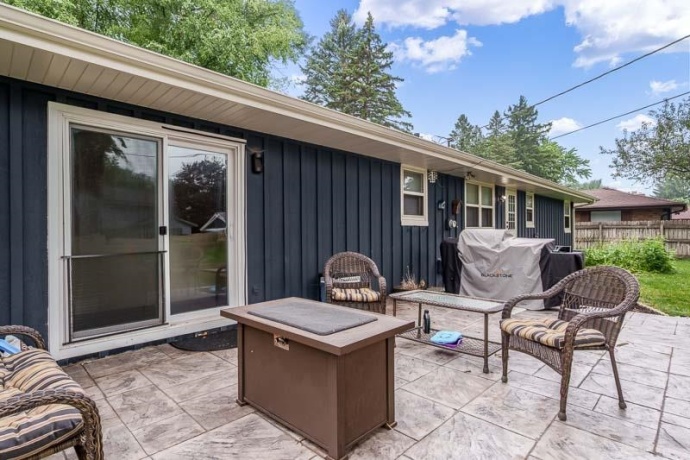 823 PINE VALLEY, ROCKFORD, Illinois 61107, 3 Bedrooms Bedrooms, ,2 BathroomsBathrooms,House,For Sale,PINE VALLEY,202604862