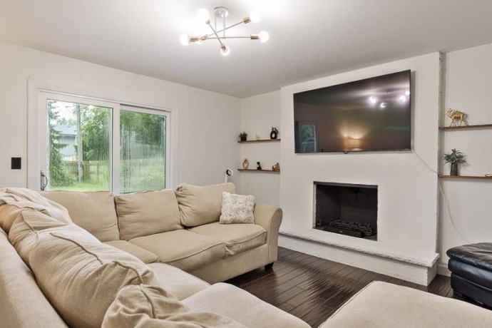 823 PINE VALLEY, ROCKFORD, Illinois 61107, 3 Bedrooms Bedrooms, ,2 BathroomsBathrooms,House,For Sale,PINE VALLEY,202604862