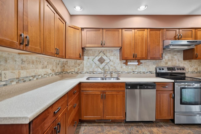 5343 WINDING CREEK, ROCKFORD, Illinois 61114, 3 Bedrooms Bedrooms, ,2 BathroomsBathrooms,Condominium,For Sale,WINDING CREEK,202604863