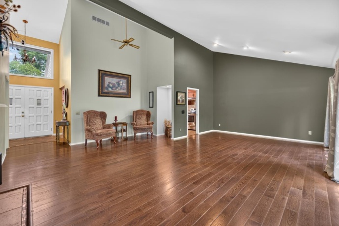 5343 WINDING CREEK, ROCKFORD, Illinois 61114, 3 Bedrooms Bedrooms, ,2 BathroomsBathrooms,Condominium,For Sale,WINDING CREEK,202604863
