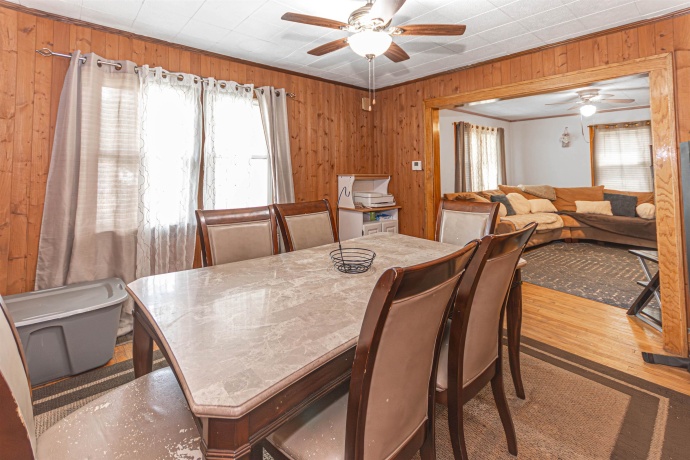 1915 9th, ROCKFORD, Illinois 61104, 3 Bedrooms Bedrooms, ,1 BathroomBathrooms,House,For Sale,9th,202604243
