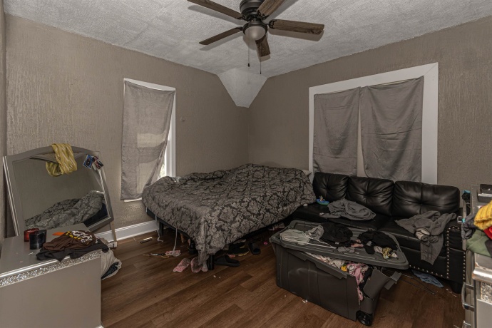 1309 Benton, ROCKFORD, Illinois 61107, 3 Bedrooms Bedrooms, ,1 BathroomBathrooms,House,For Sale,Benton,202604326