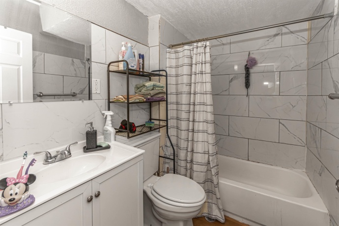 1309 Benton, ROCKFORD, Illinois 61107, 3 Bedrooms Bedrooms, ,1 BathroomBathrooms,House,For Sale,Benton,202604326