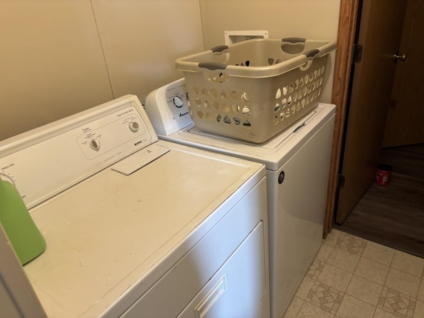 2705 St Vincents, LaSalle, Illinois 61301, 3 Bedrooms Bedrooms, ,2 BathroomsBathrooms,House,For Sale,St Vincents,202604865