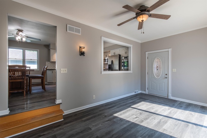 505 2nd, MENDOTA, Illinois 61342, 3 Bedrooms Bedrooms, ,1 BathroomBathrooms,House,For Sale,2nd,202604866
