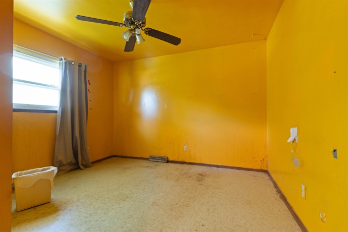 2714 Ashland, ROCKFORD, Illinois 61101, 4 Bedrooms Bedrooms, ,1 BathroomBathrooms,House,For Sale,Ashland,202603410
