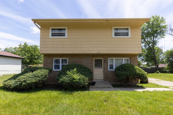 2714 Ashland, ROCKFORD, Illinois 61101, 4 Bedrooms Bedrooms, ,1 BathroomBathrooms,House,For Sale,Ashland,202603410