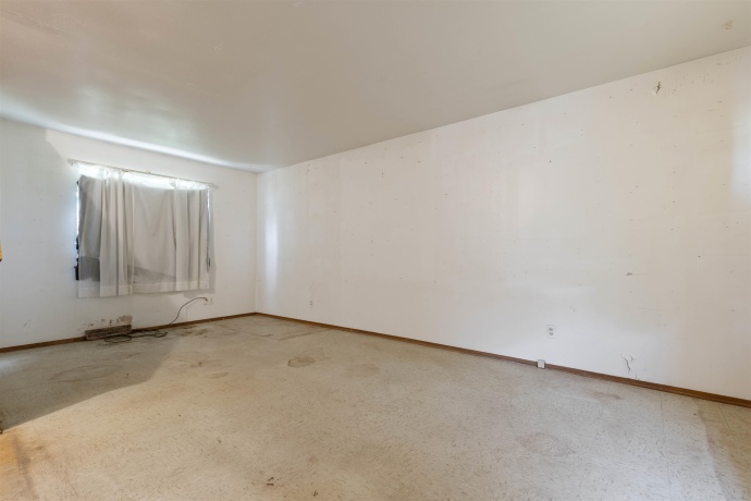 2714 Ashland, ROCKFORD, Illinois 61101, 4 Bedrooms Bedrooms, ,1 BathroomBathrooms,House,For Sale,Ashland,202603410