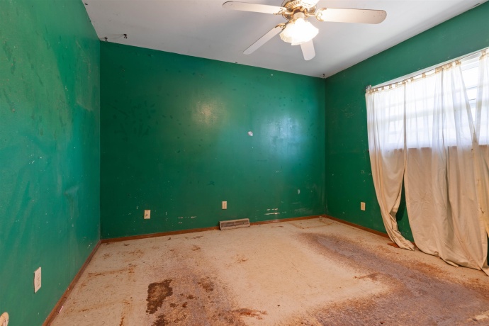 2714 Ashland, ROCKFORD, Illinois 61101, 4 Bedrooms Bedrooms, ,1 BathroomBathrooms,House,For Sale,Ashland,202603410