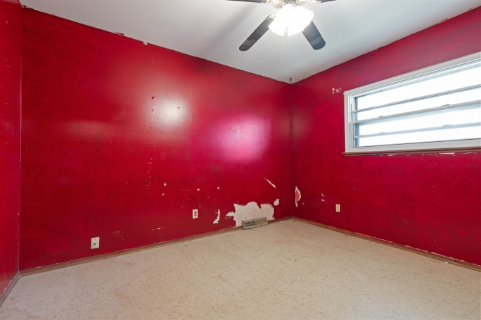 2714 Ashland, ROCKFORD, Illinois 61101, 4 Bedrooms Bedrooms, ,1 BathroomBathrooms,House,For Sale,Ashland,202603410