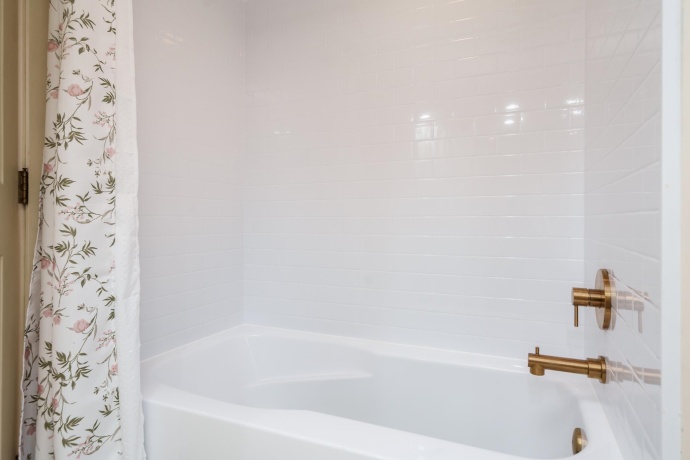 10562 Townhall, BELVIDERE, Illinois 61008, 3 Bedrooms Bedrooms, ,2 BathroomsBathrooms,House,For Sale,Townhall,202604868