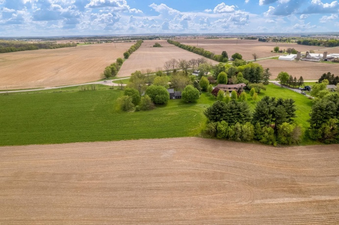 10562 Townhall, BELVIDERE, Illinois 61008, 3 Bedrooms Bedrooms, ,2 BathroomsBathrooms,House,For Sale,Townhall,202604868