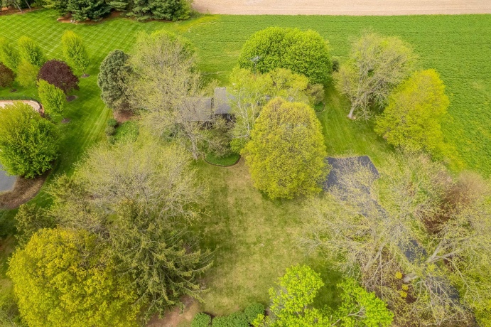 10562 Townhall, BELVIDERE, Illinois 61008, 3 Bedrooms Bedrooms, ,2 BathroomsBathrooms,House,For Sale,Townhall,202604868