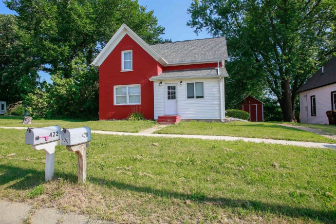 422 Hubbard, WINSLOW, Illinois 61089, 2 Bedrooms Bedrooms, ,1 BathroomBathrooms,House,For Sale,Hubbard,202604402