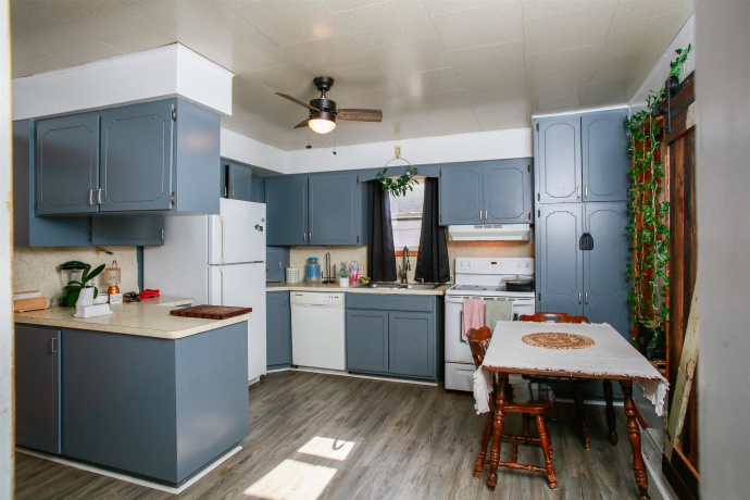 422 Hubbard, WINSLOW, Illinois 61089, 2 Bedrooms Bedrooms, ,1 BathroomBathrooms,House,For Sale,Hubbard,202604402