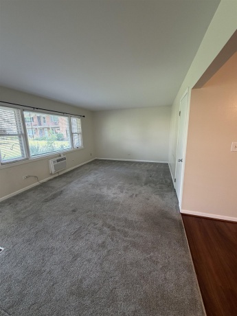 233 Northway Park, MACHESNEY PARK, Illinois 61115, 2 Bedrooms Bedrooms, ,1 BathroomBathrooms,Condominium,For Sale,Northway Park,202604869
