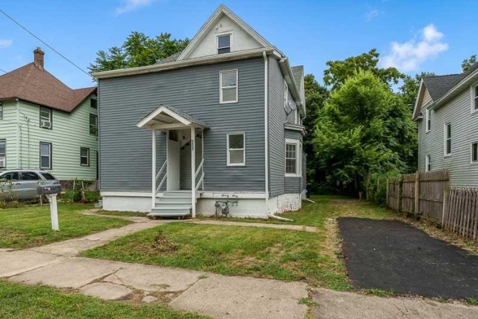 229 Forest, ROCKFORD, Illinois 61101, ,2 Units,For Sale,Forest,202604879