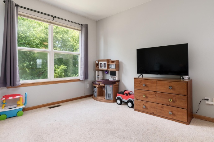 9006 Leicester, ROSCOE, Illinois 61073, 3 Bedrooms Bedrooms, ,2 BathroomsBathrooms,Condominium,For Sale,Leicester,202604878