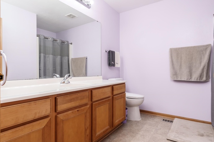 9006 Leicester, ROSCOE, Illinois 61073, 3 Bedrooms Bedrooms, ,2 BathroomsBathrooms,Condominium,For Sale,Leicester,202604878