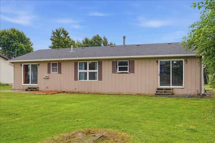 203 Niessen Stigen, LEE, Illinois 60530, 3 Bedrooms Bedrooms, ,2 BathroomsBathrooms,House,For Sale,Niessen Stigen,202604881