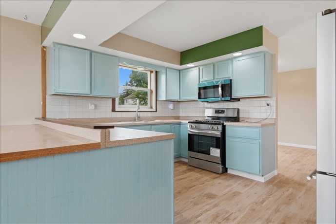 203 Niessen Stigen, LEE, Illinois 60530, 3 Bedrooms Bedrooms, ,2 BathroomsBathrooms,House,For Sale,Niessen Stigen,202604881